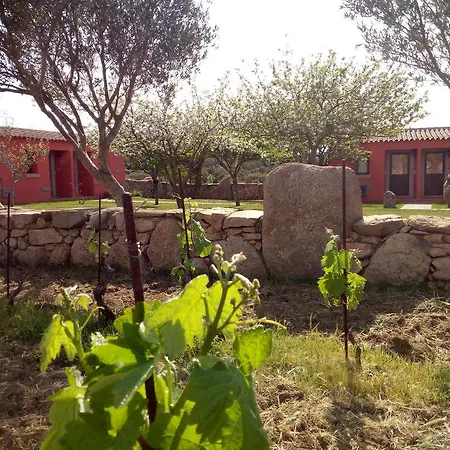 Turismo Rurale L'agliuledda Alloggio per agriturismo Sant'Antonio di Gallura