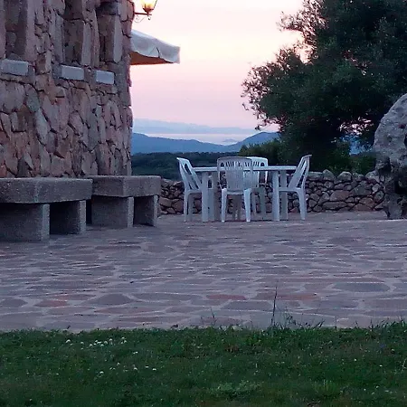 Turismo Rurale L'agliuledda Alojamento de Turismo Rural Sant'Antonio di Gallura